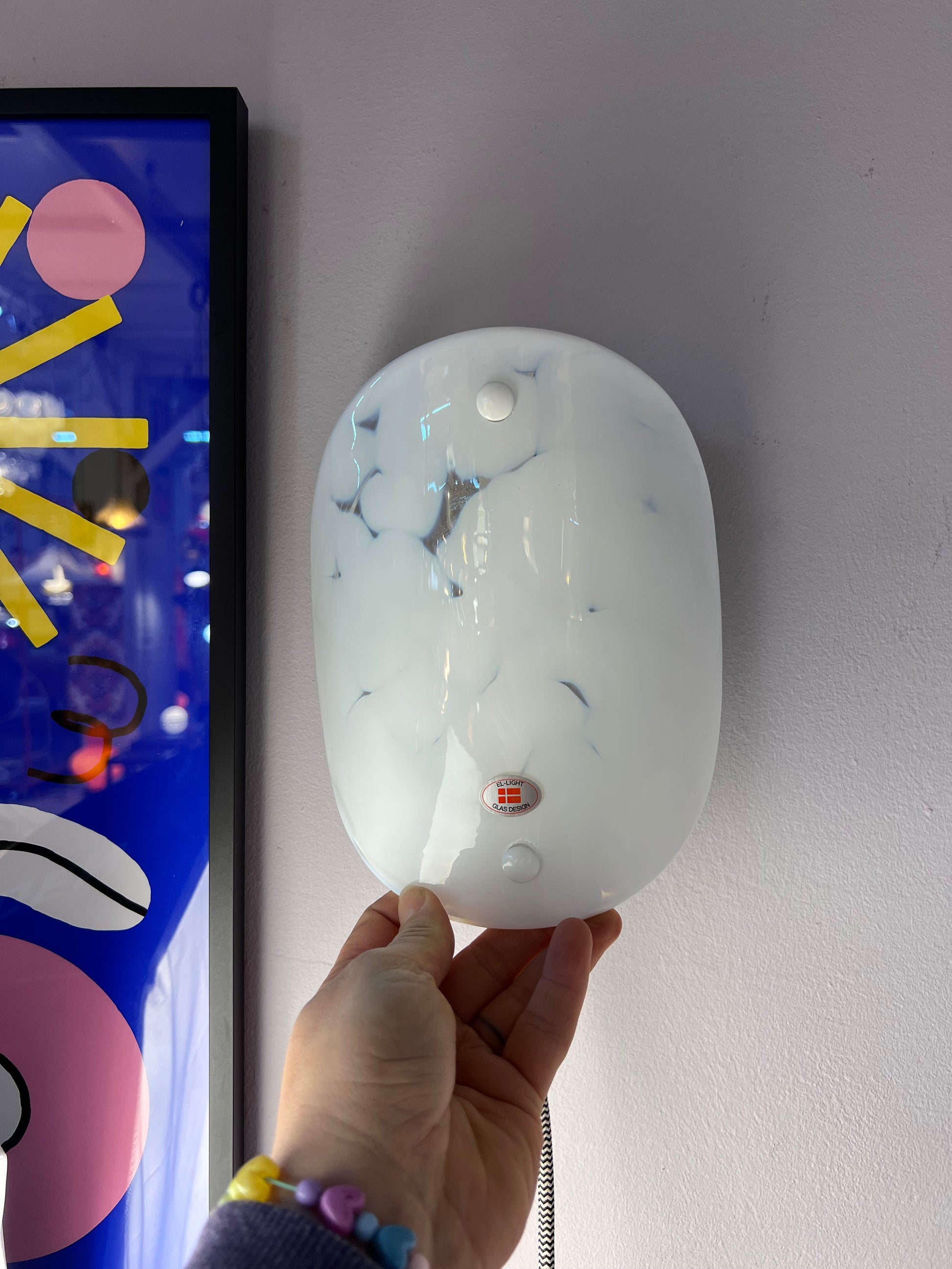 Wandlampe weiß Glas von EL Light aus Dänemark