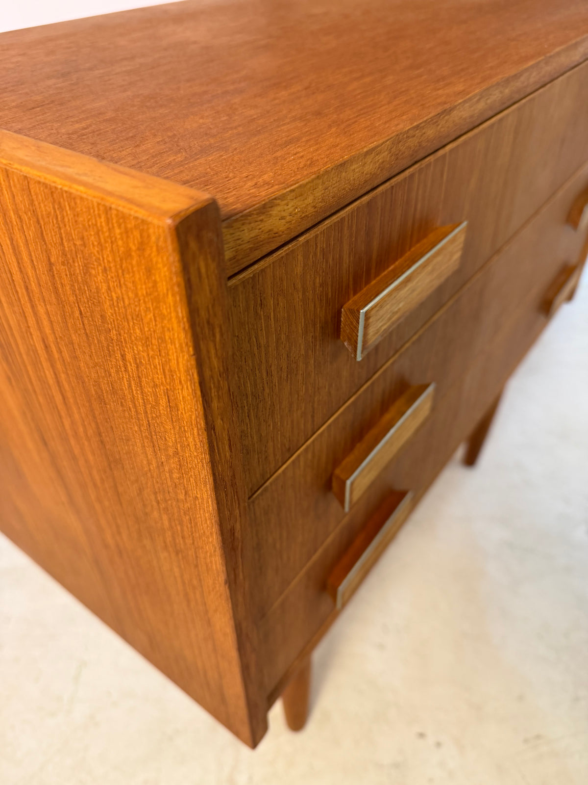 Kleine Kommode Teak von Ejsing Møbelfabrik