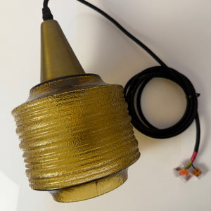 Hängelampe goldbraun Strukturglas Messing aus Dänemark