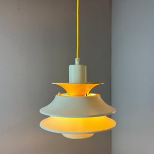 Lamellenlampe weiß gelb von Lyskær