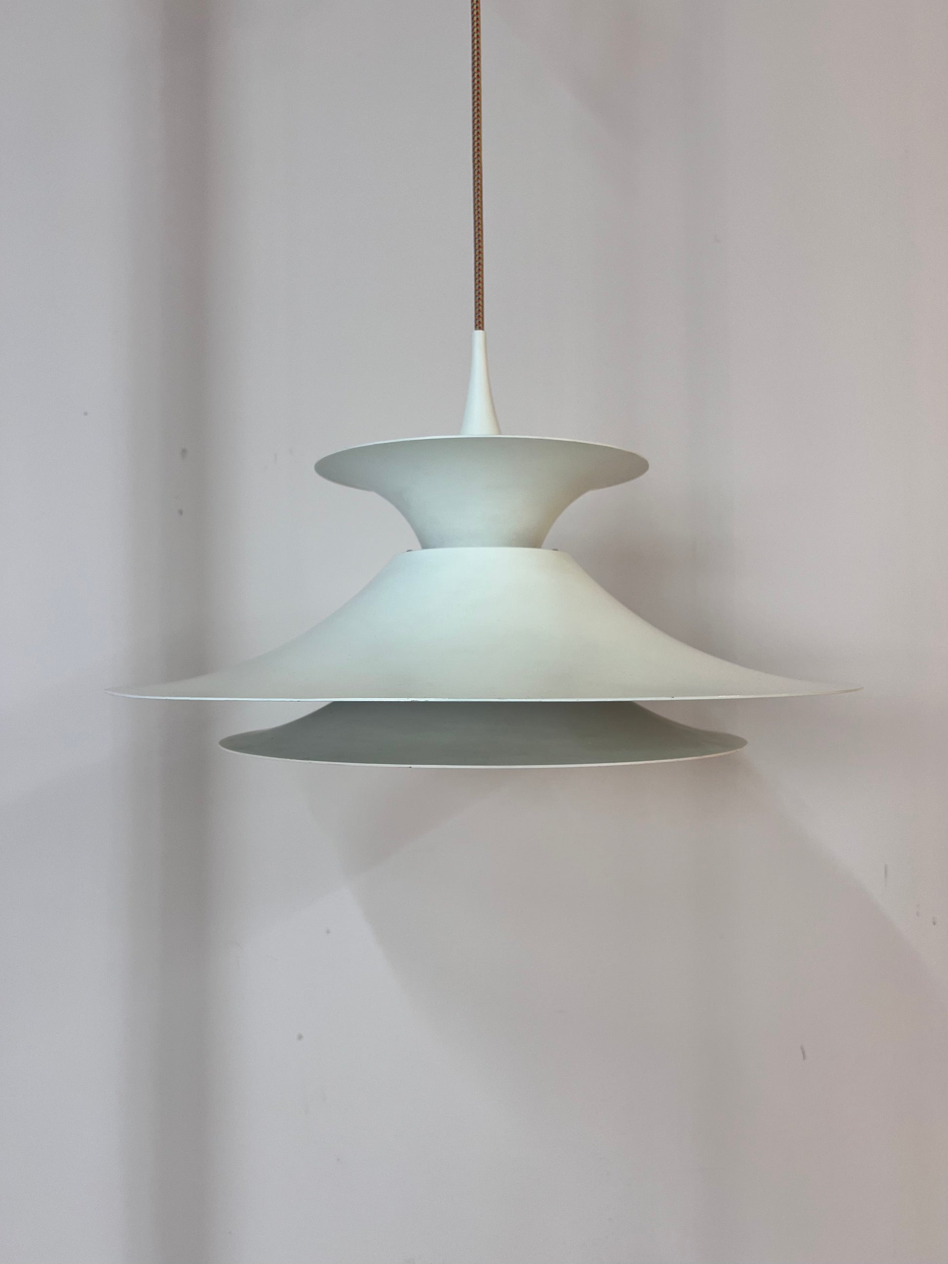 Lamellenlampe 'Radius' weiß von Erik Blaslev für Fog & Mørup