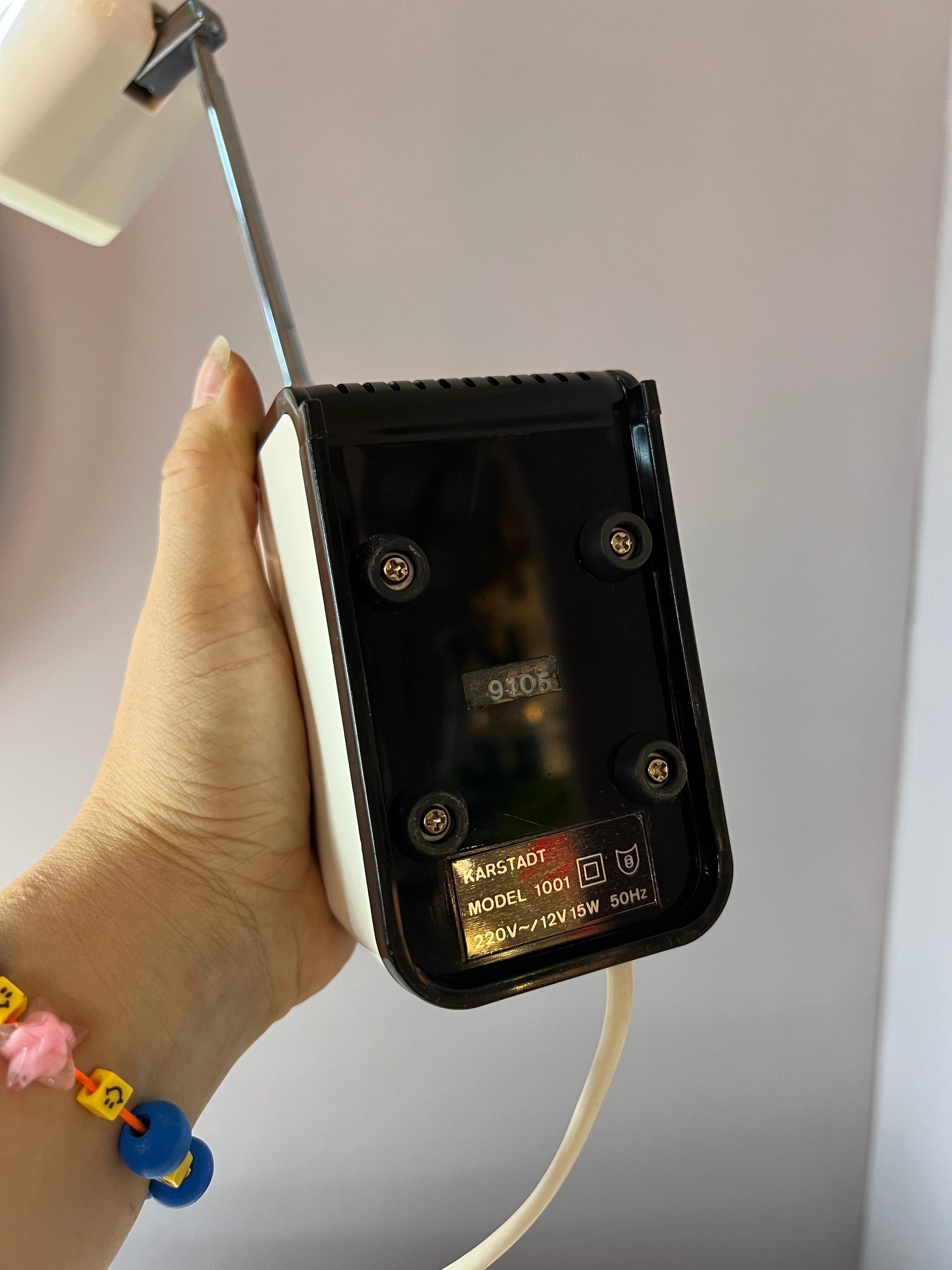 Tischlampe Modell 1001 weiß mit Teleskoparm von Karstadt