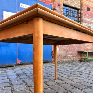 Ausziehbarer Esstisch Buche von Alma Tische