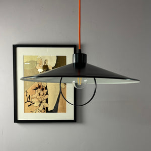 Hängelampe schwarz mit Bügel von Abo Randers