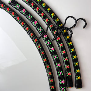 Set: 4x Kleiderbügel schwarz floral