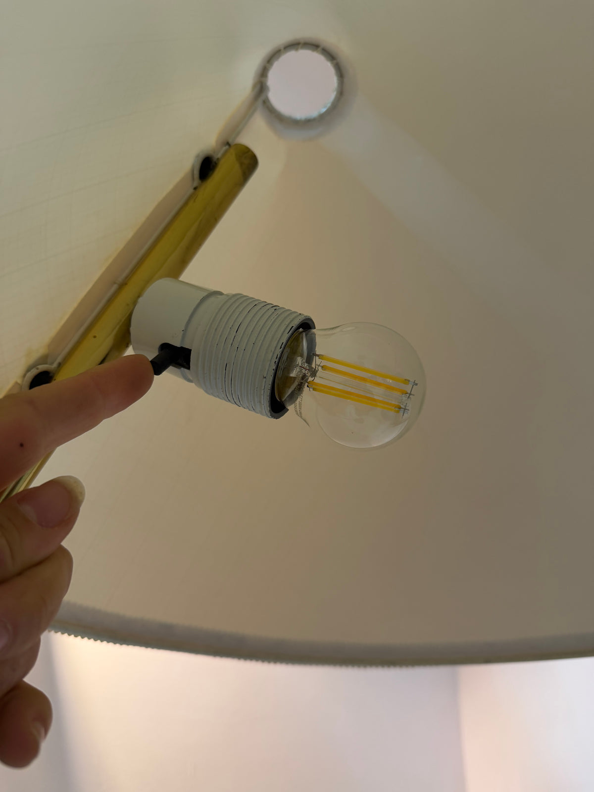 Stehlampe mit Marmorfuß & original Schirm von Rupert Nikoll