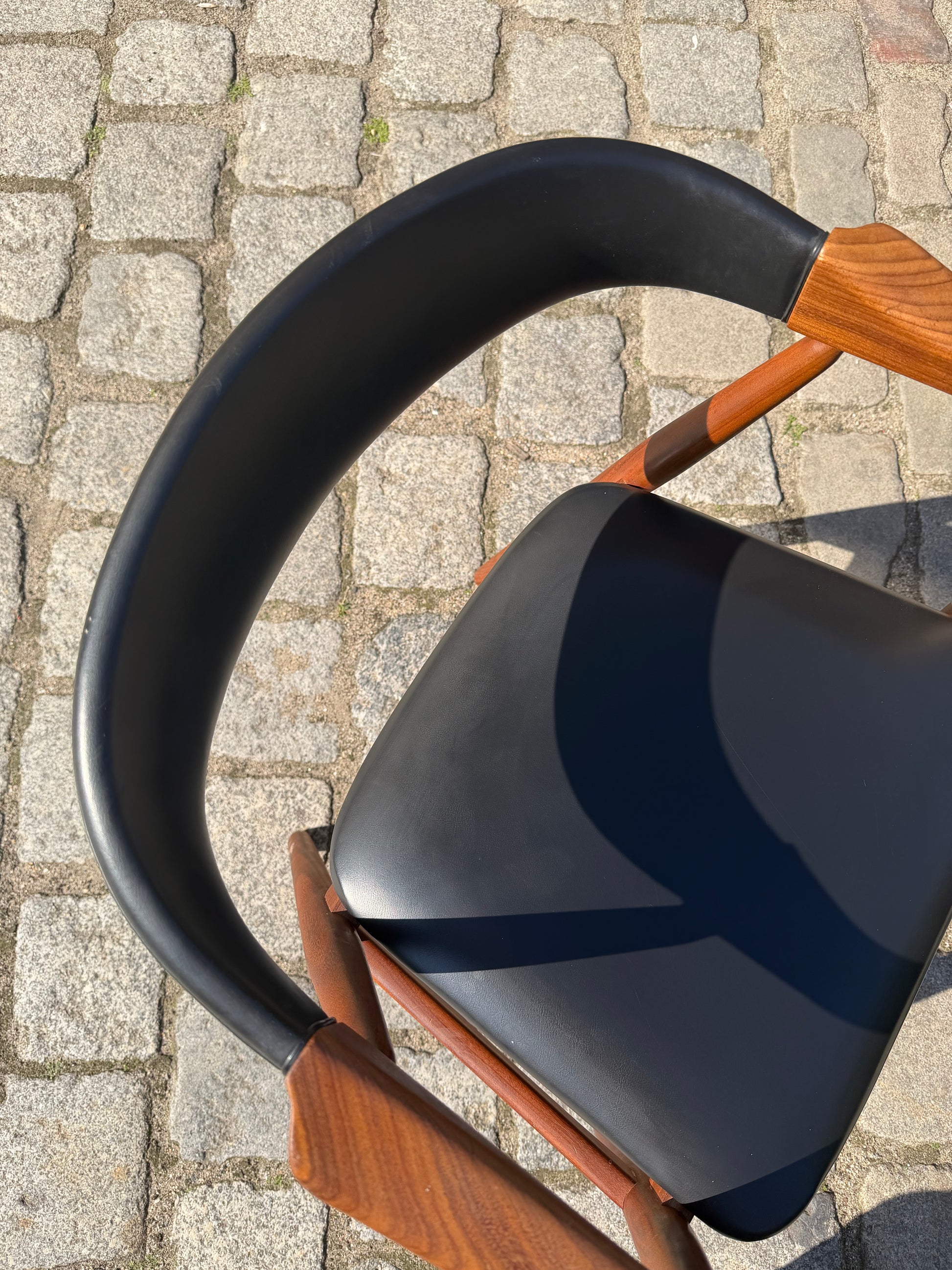 Armlehnstuhl Modell 213 Teak Leder von Thomas Harlev Model für Farstrup