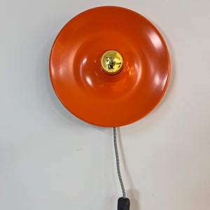 Wandlampe Diskus orange 25 cm von Charlotte Perriand für Honsel