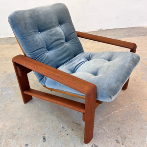 Sessel Loungechair blauer Samt und Teak