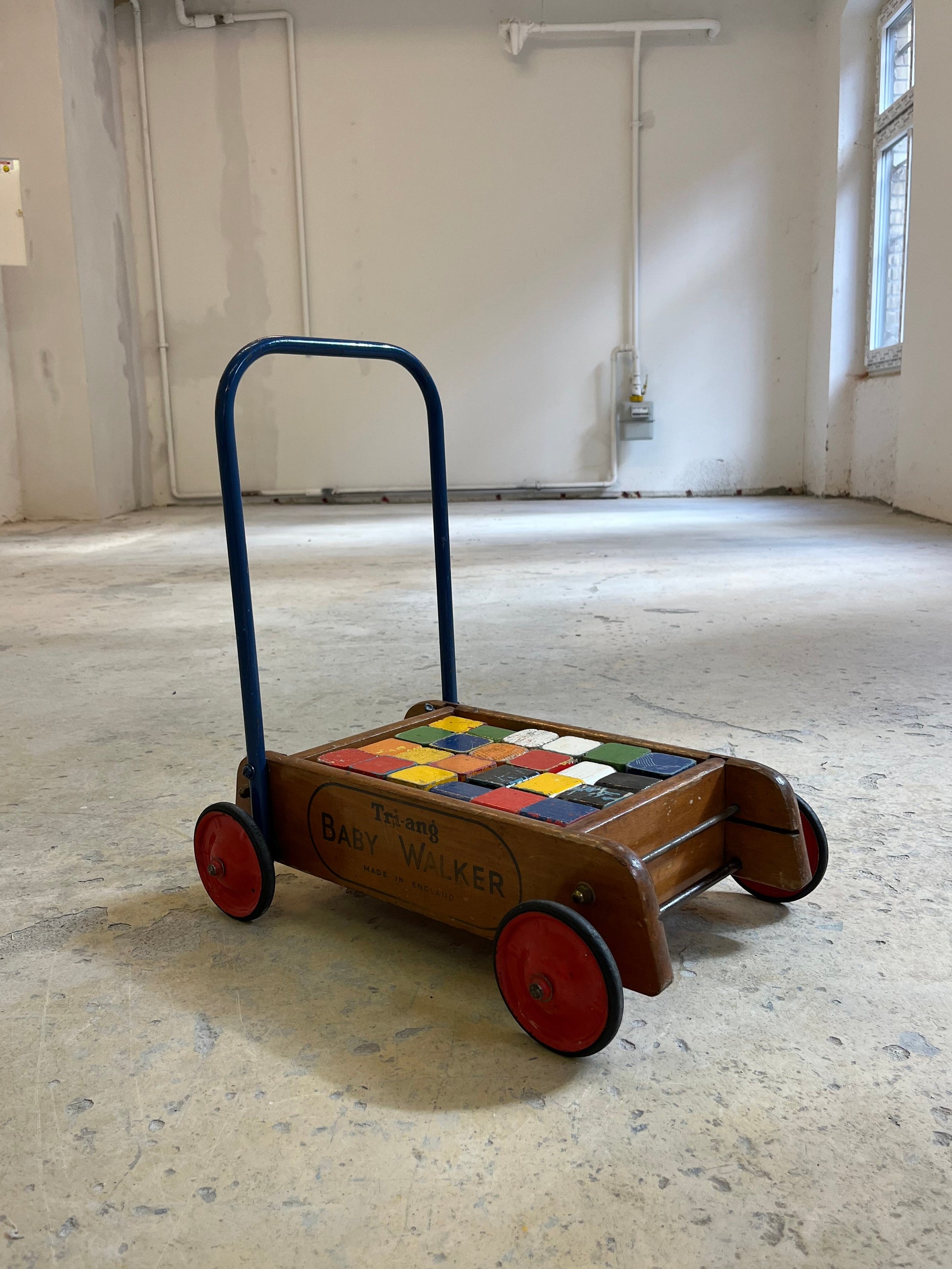 Lauflernwagen von Tri-ang - Made in England