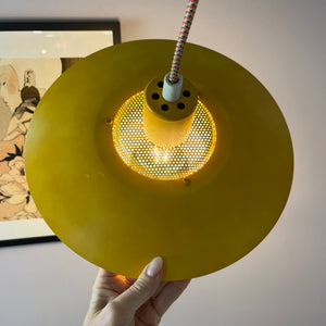 Lamellenlampe gelb aus Dänemark