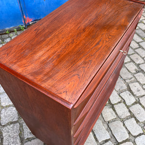 Kommode Teak mit Schloss aus Dänemark