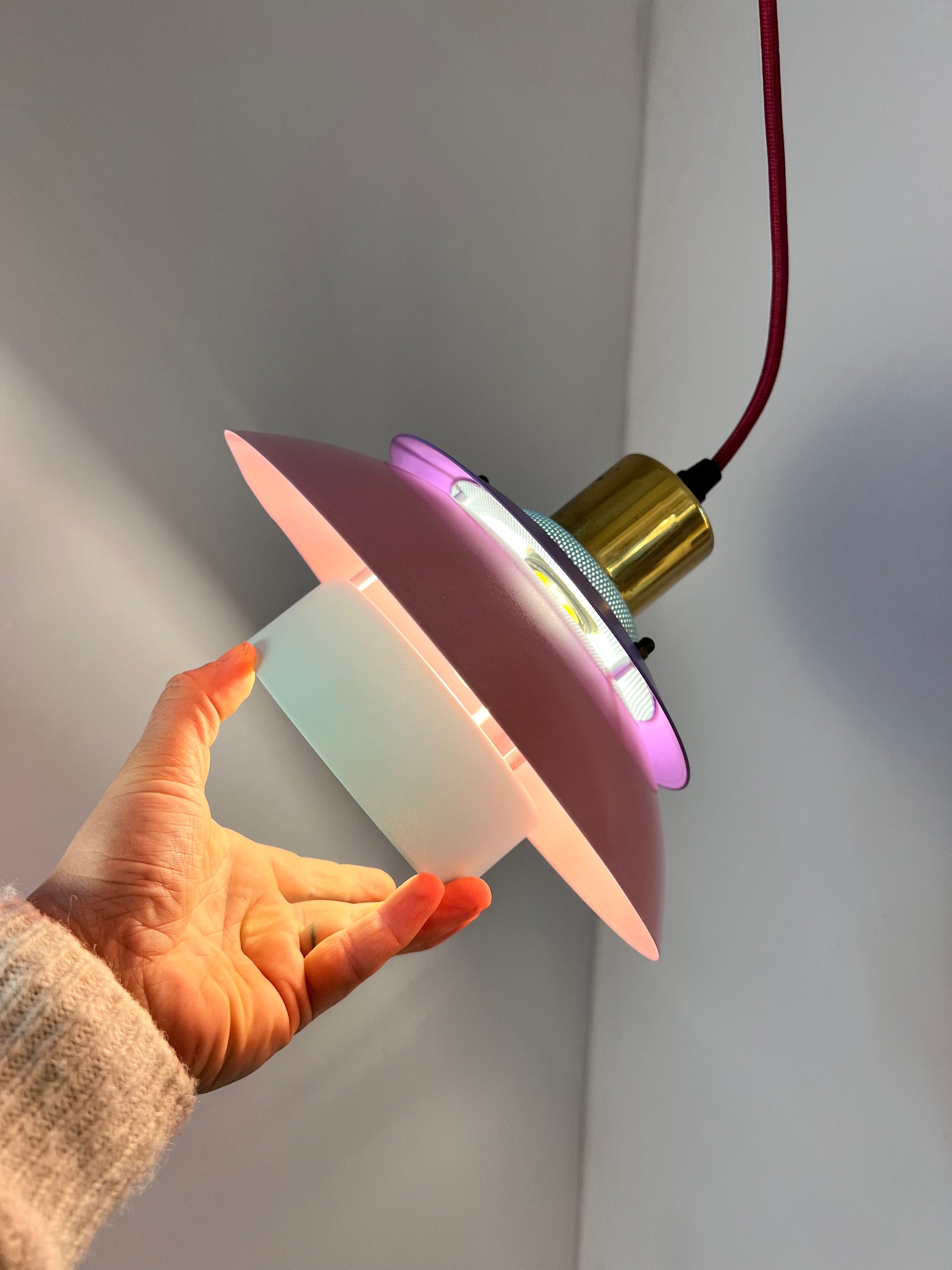 Lamellenlampe neu lackiert mint rosa lila aus Dänemark