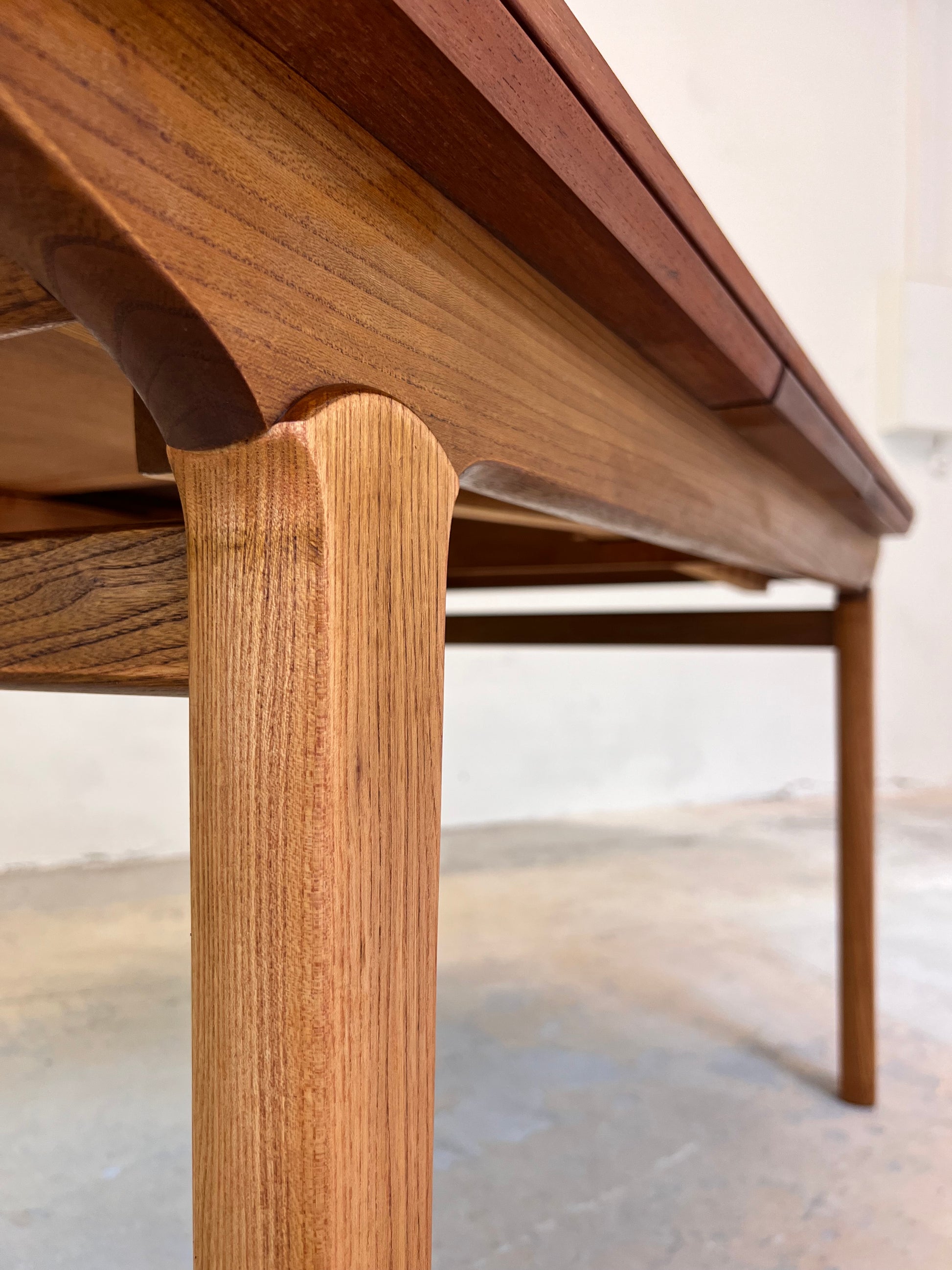 Ausziehbarer Esstisch Teak von Johannes Andersen