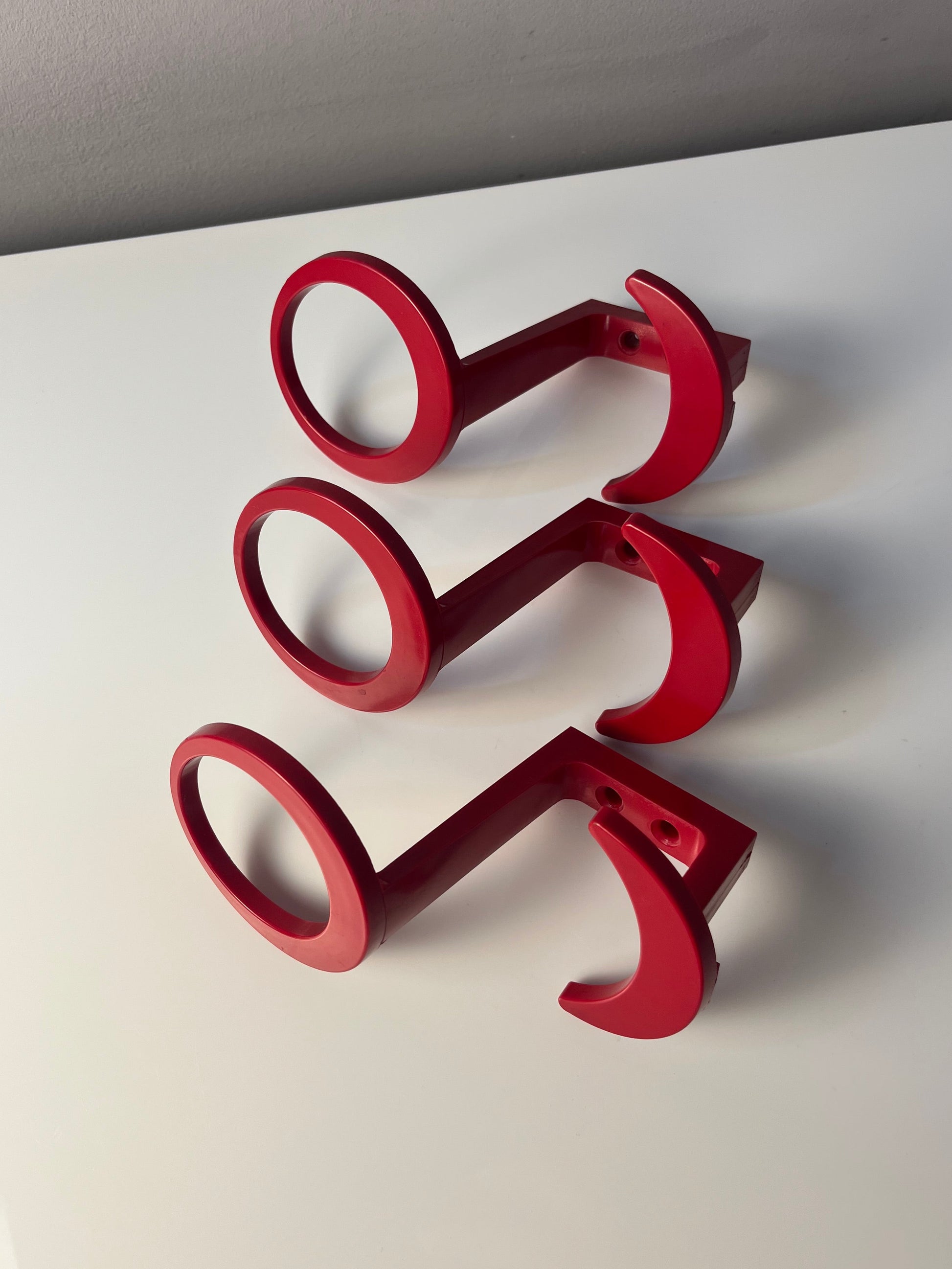 Set: 3x Wandhaken rot