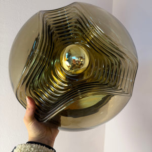 Große Wandlampe Futura Rauchglas Messing von Koch & Lowy für Peill & Putzler