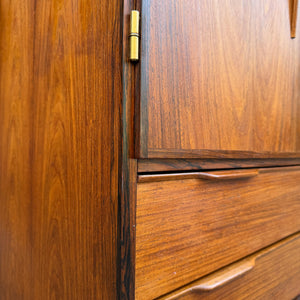 Kommodenschrank mit Flügeltüren & Schloss aus Dänemark