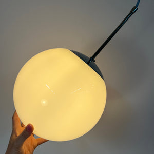 Kugellampe weiß Chrom Glas mit Stab