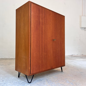 Schrank Teak von IDEE Möbel