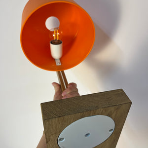 Schreibtischlampe orange Eiche von Luxus Vittsjö