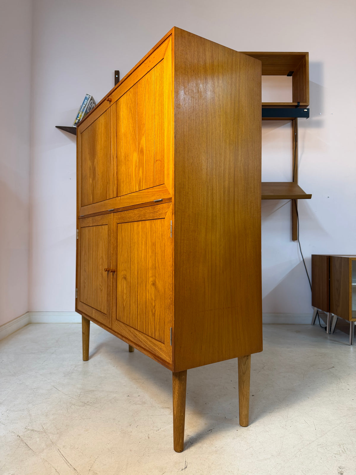 Barschrank Eiche von Rud Thygesen & Johnny Sørensen für HG Furniture