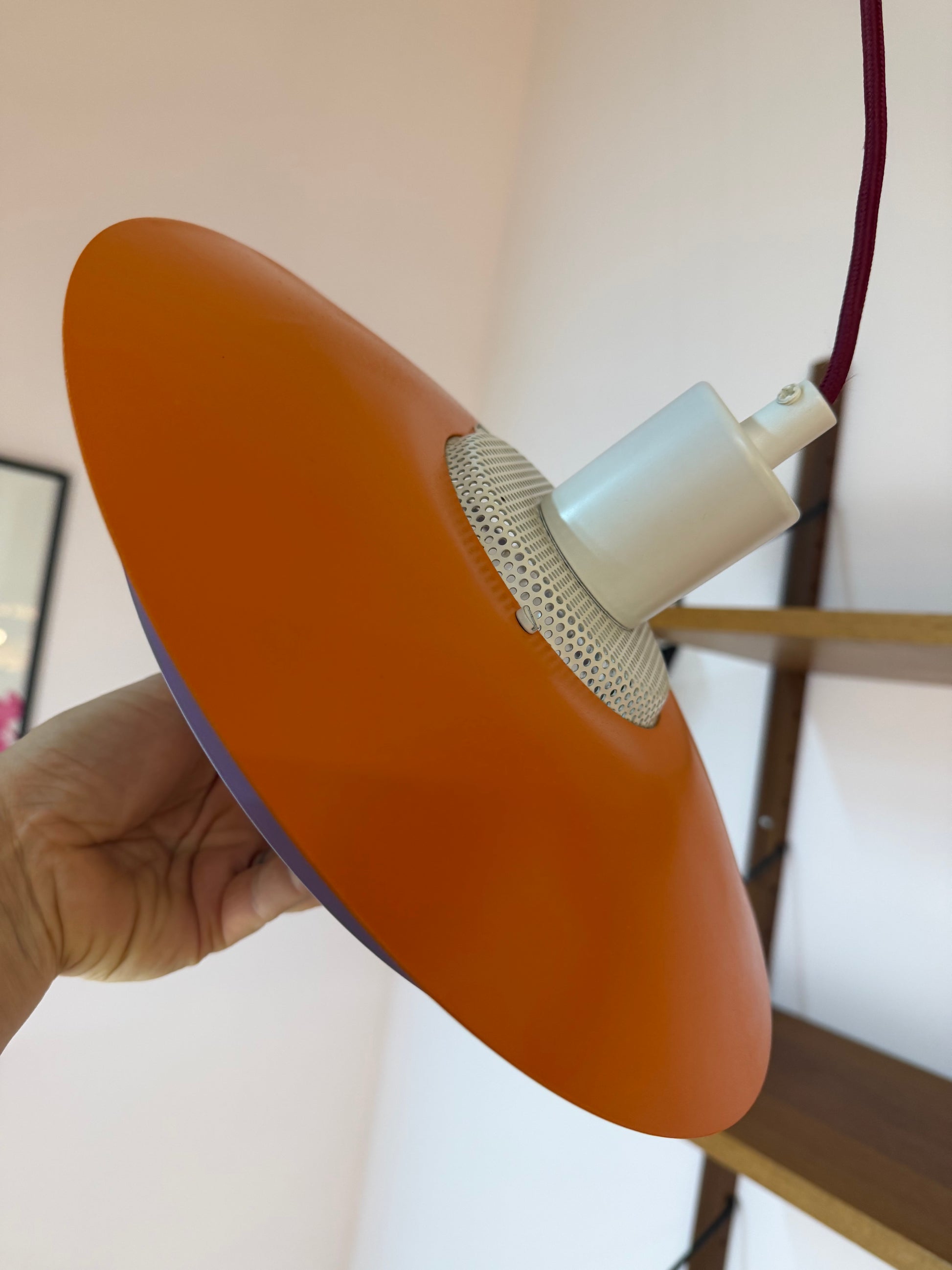 Lamellenlampe neu lackiert orange lila aus Dänemark