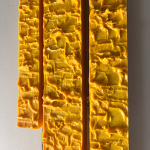 Wandlampe gelb von Uwe Mersch