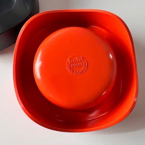 Set: 2 Aschenbecher schwarz rot von Walter Zeischegg für Helit