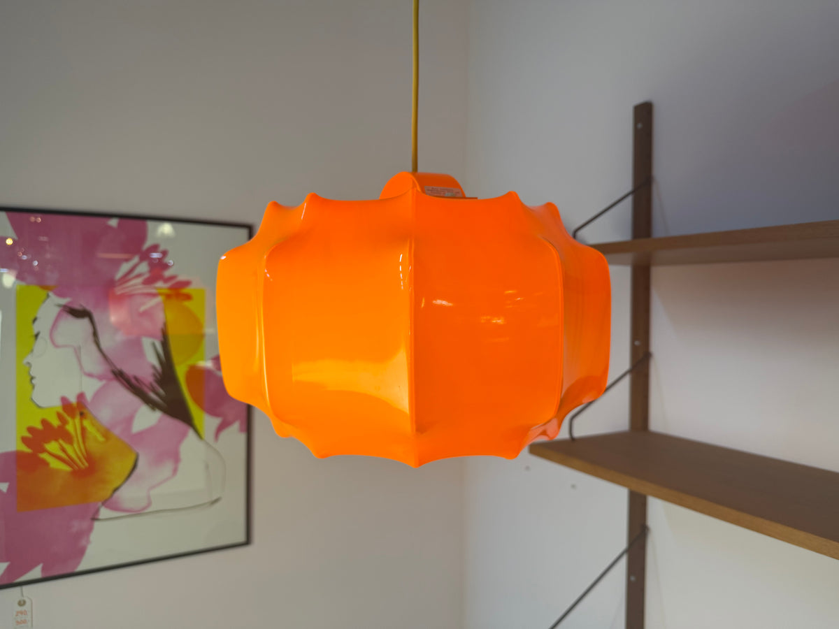 Hängelampe orange mit gelbem Kabel von Ilka Plast