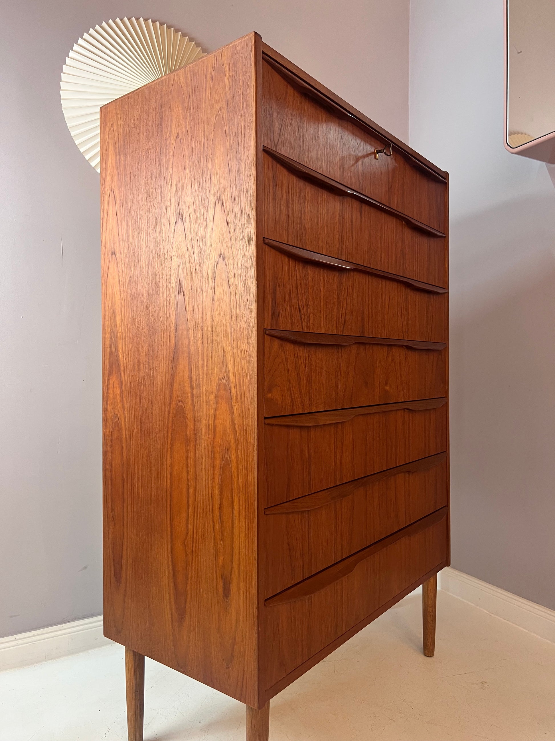 Kommode "Tallboy" aus Dänemark