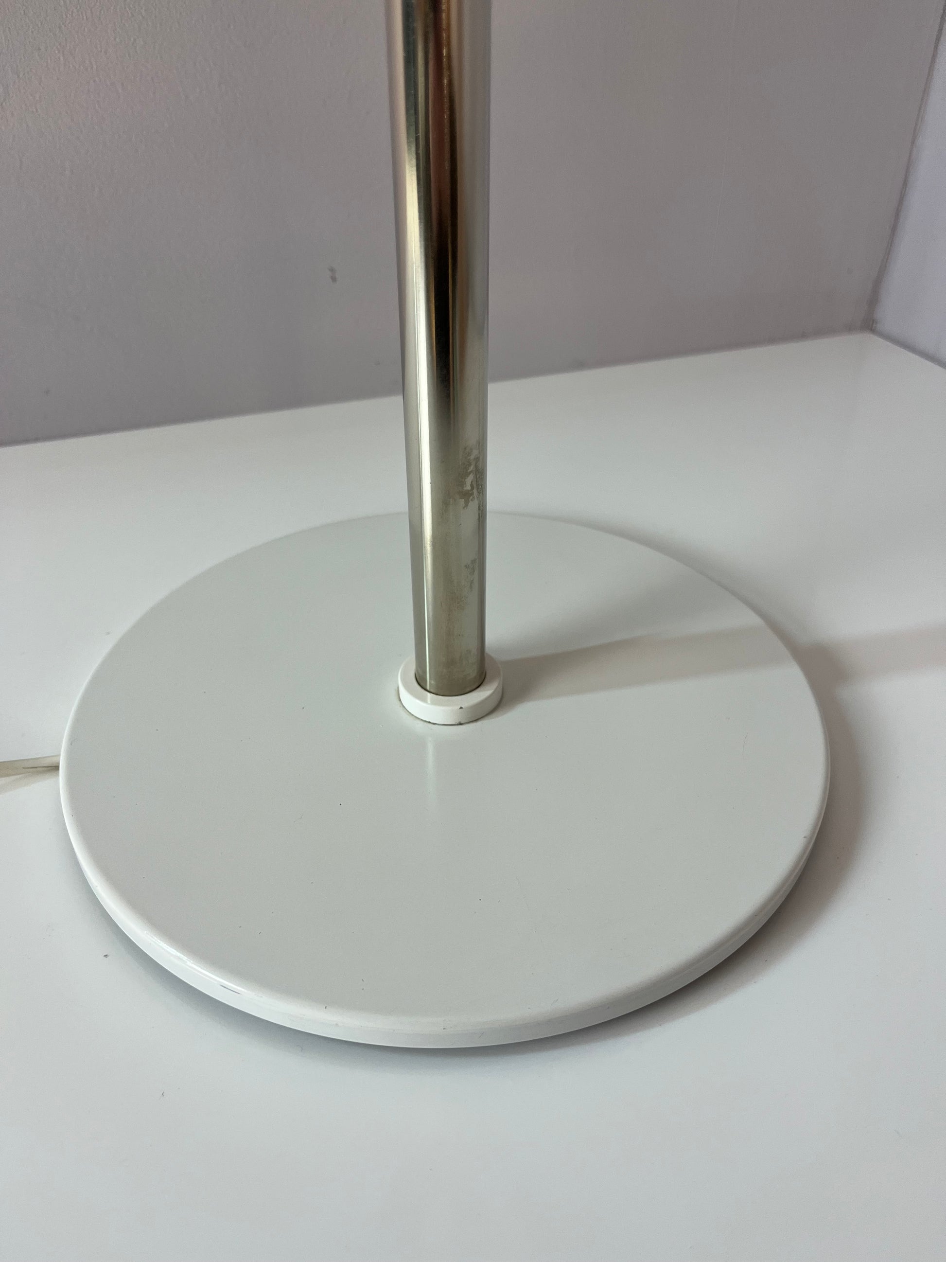 Tischlampe Trapez weiß orange von Christian Hvidt für Nordisk Solar