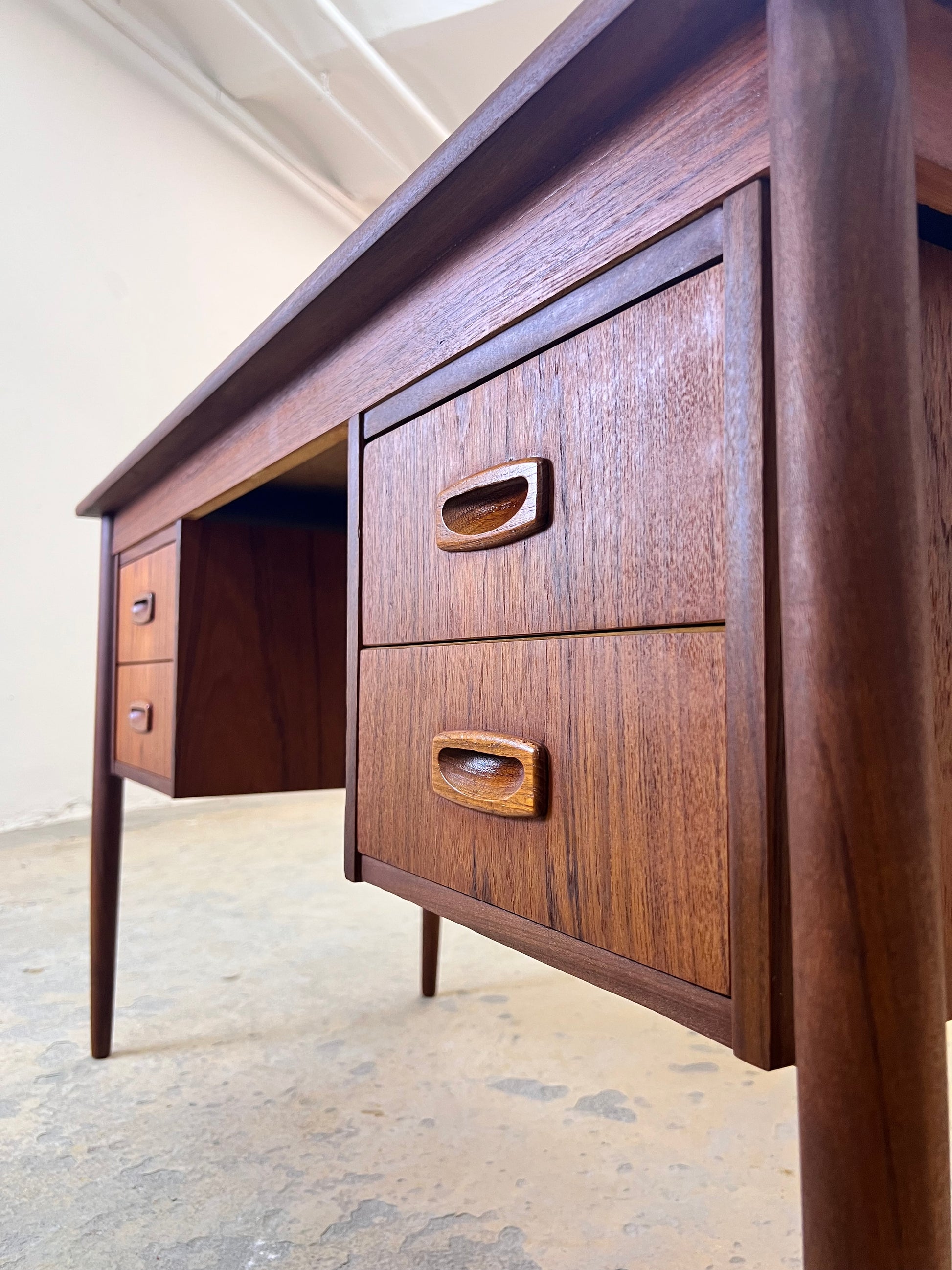 Schreibtisch Teak aus Dänemark