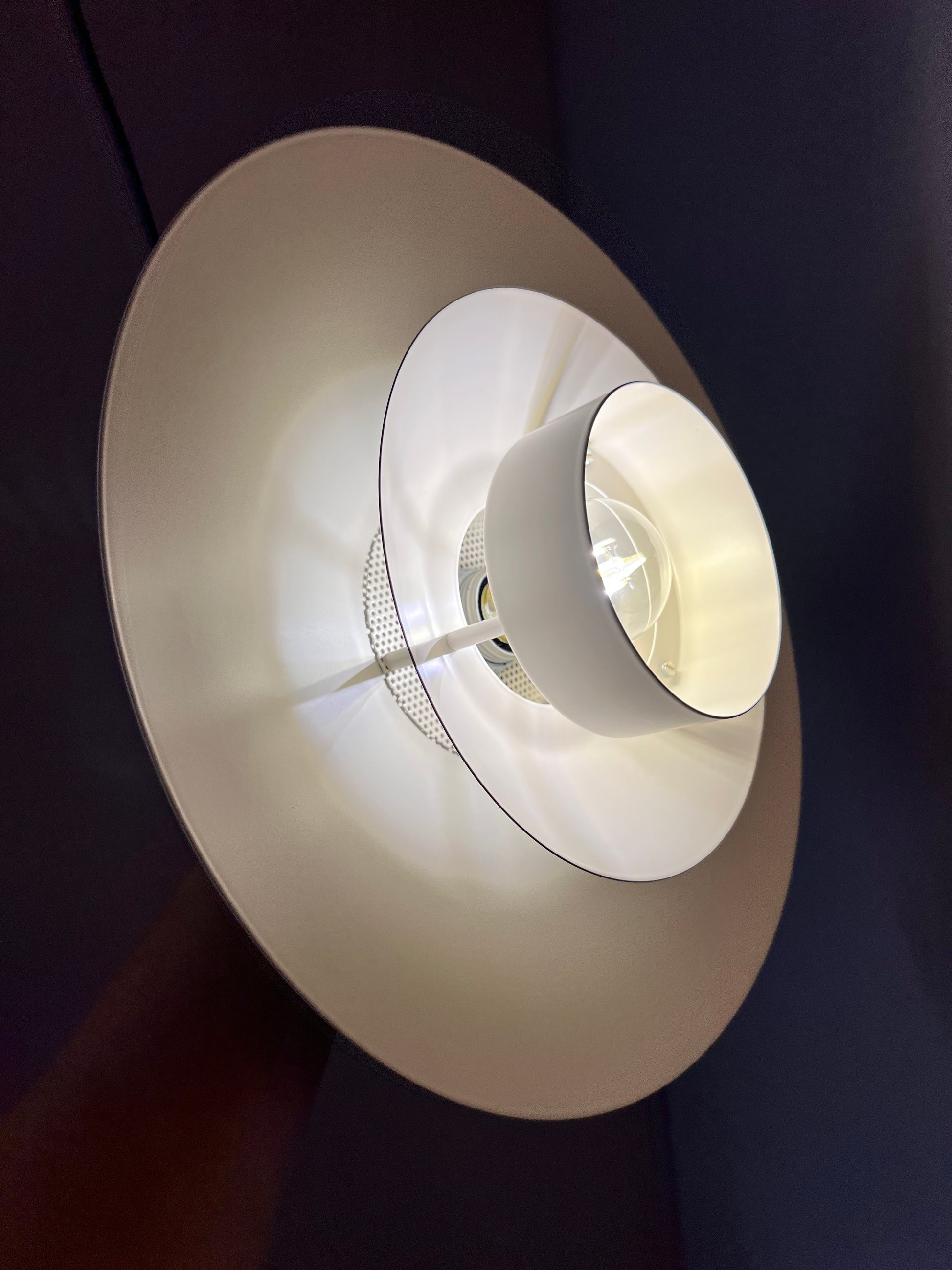 Lamellenlampe Dänemark cremeweiss