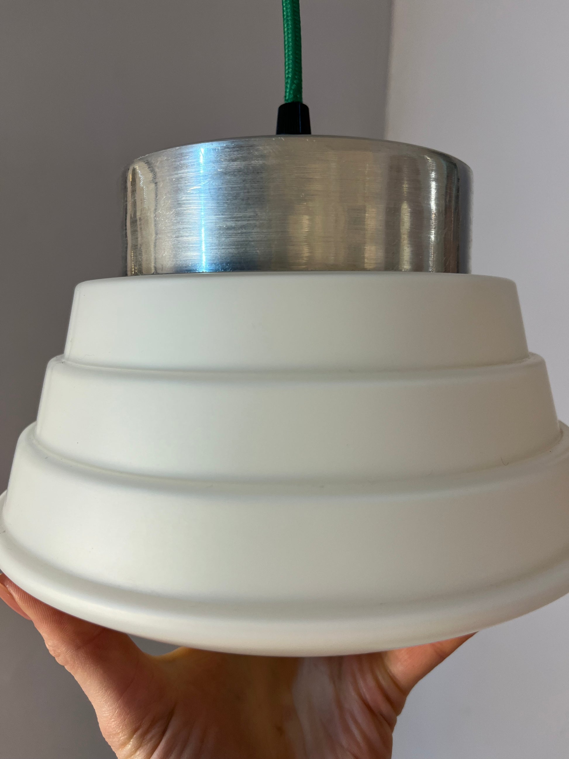 Hängelampe weiß silber Glas