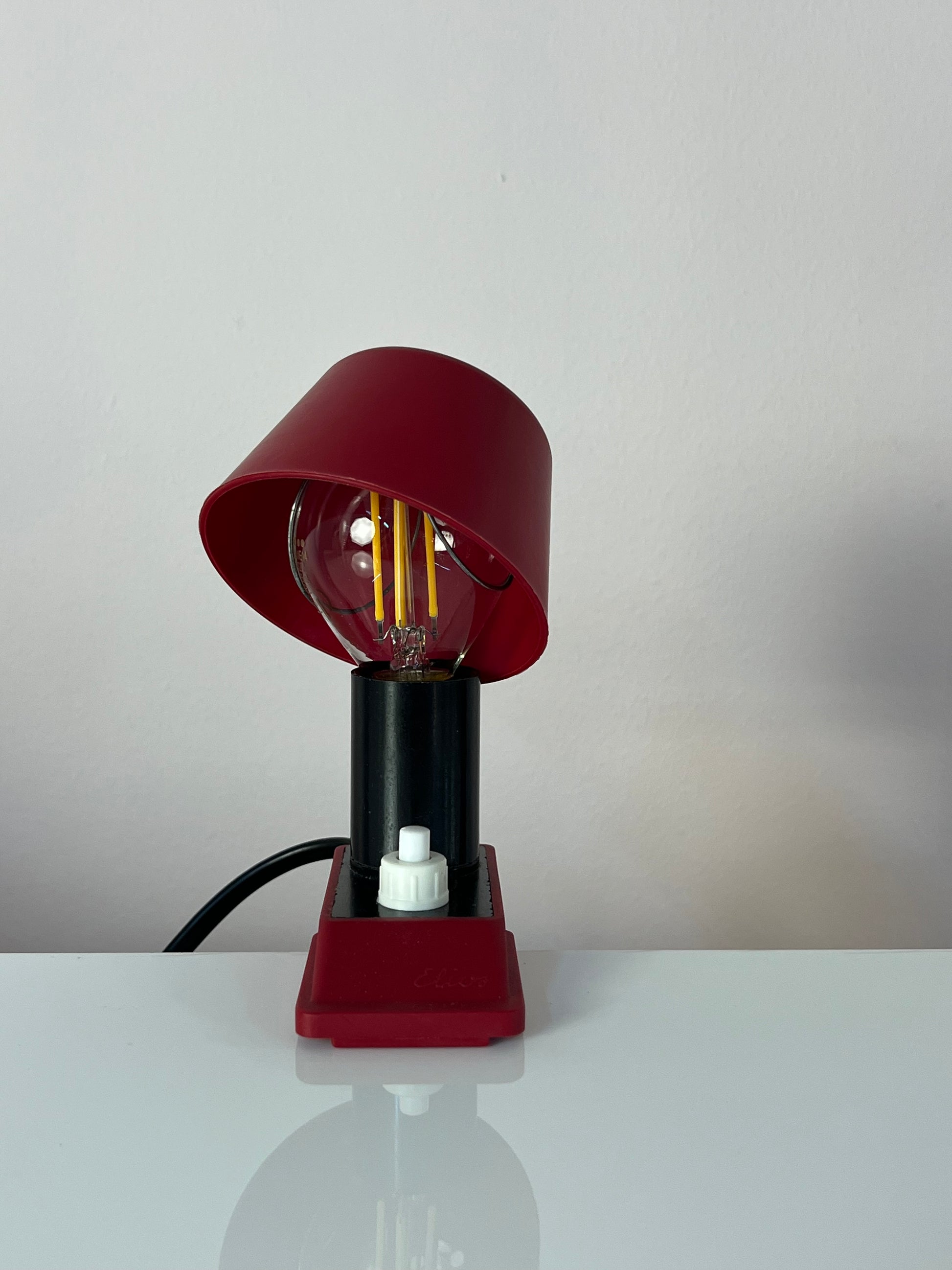 Klemmlampe rot mit Kunststoffschirm & Schalter von Elios