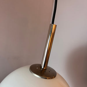 Große Kugellampe weiß silber Glas