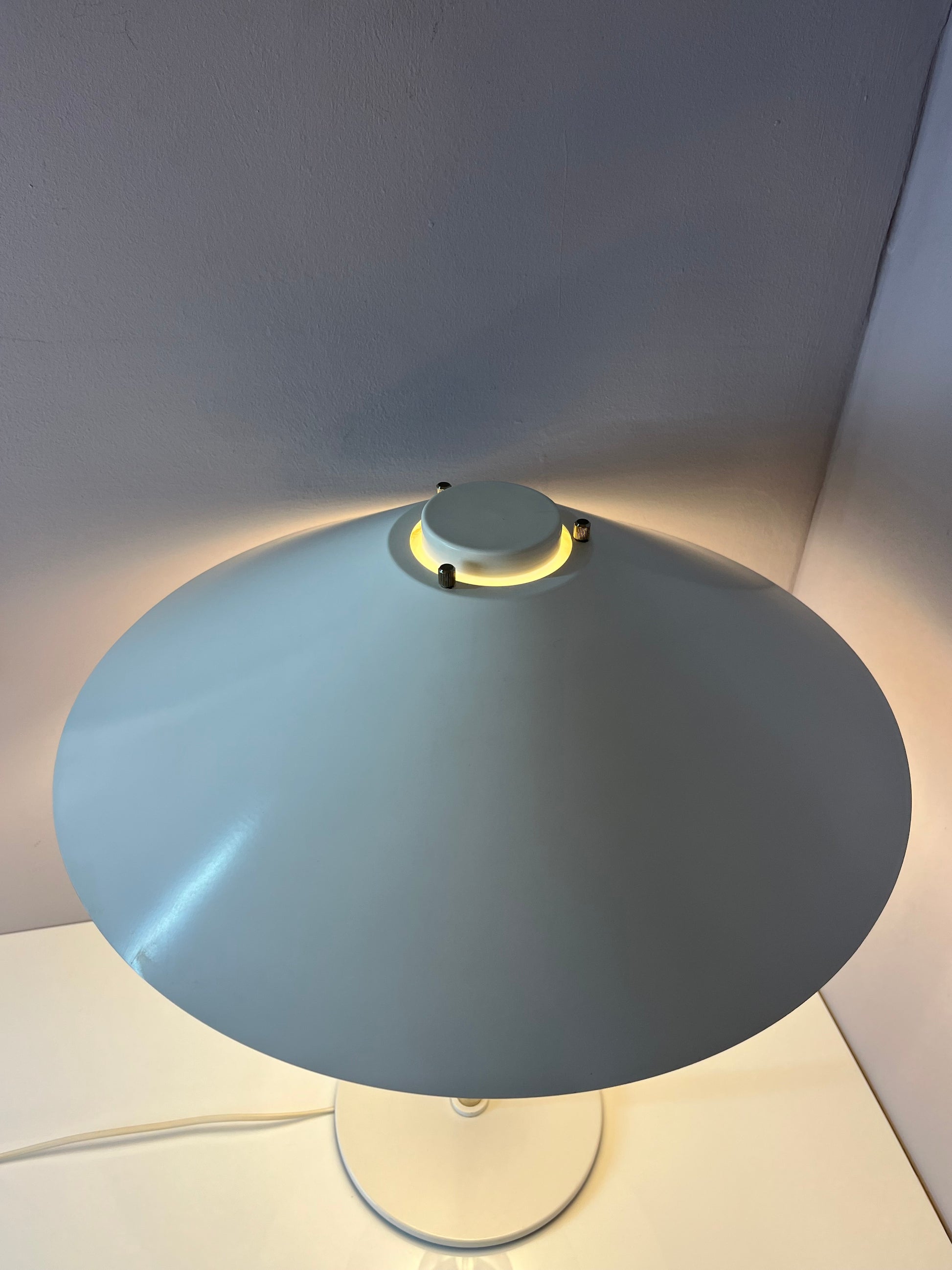 Tischlampe Trapez weiß orange von Christian Hvidt für Nordisk Solar