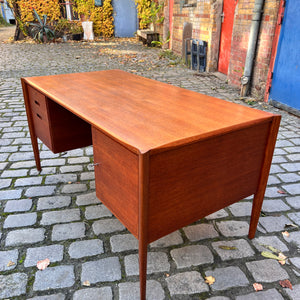 Freistehender Schreibtisch Teak von Wilhelm Renz