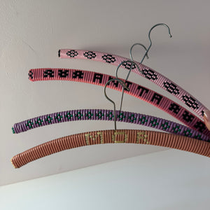 Set: 4x Kleiderbügel lila pink
