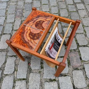 Beistelltisch Teak mit Zeitungsablage & Fliesen aus Dänemark