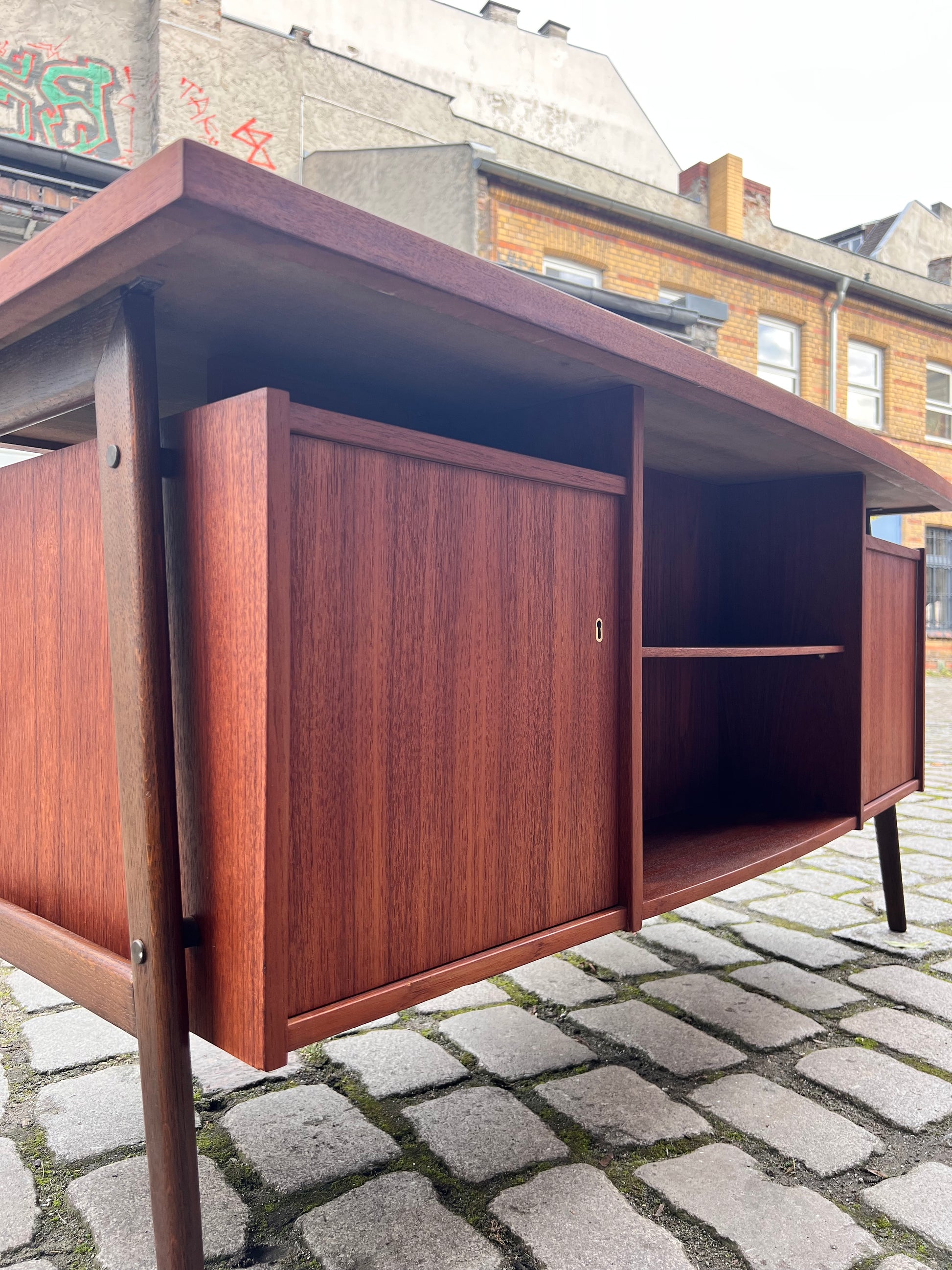 Freistehender Schreibtisch Teak von VKW Möbel