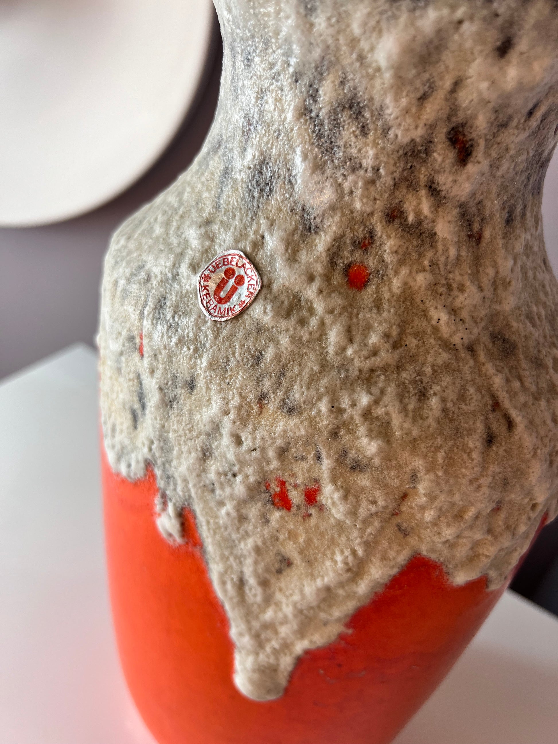 Vase Fat Lava 1439/40 orange weiß von Uebelacker Keramik