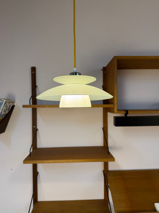 Lamellenlampe Milchglas aus Dänemark