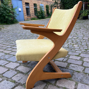 Sessel Z limettengrün neu gepolstert