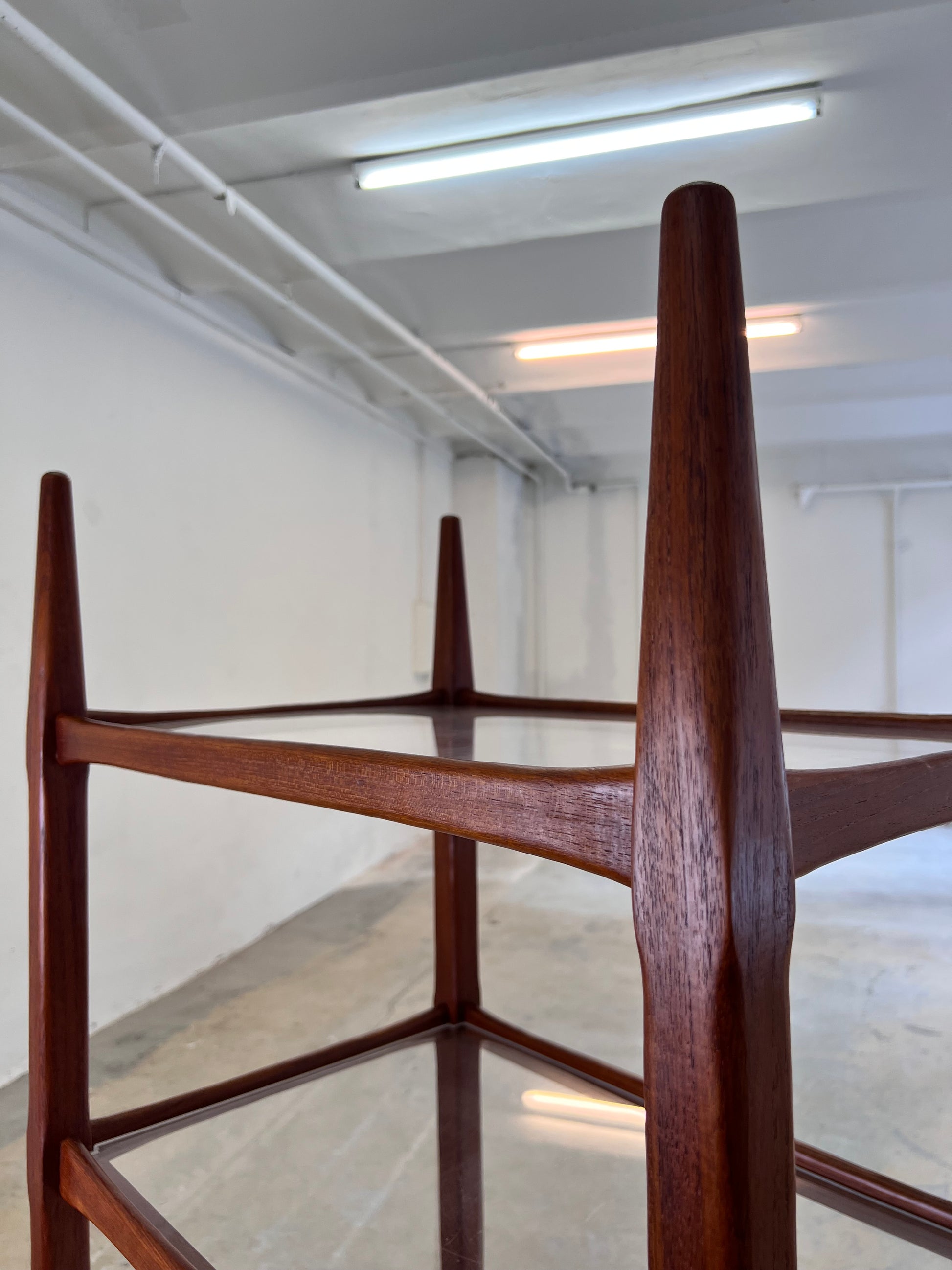 Regal Teak mit Acrylglasplatten aus Däenmark