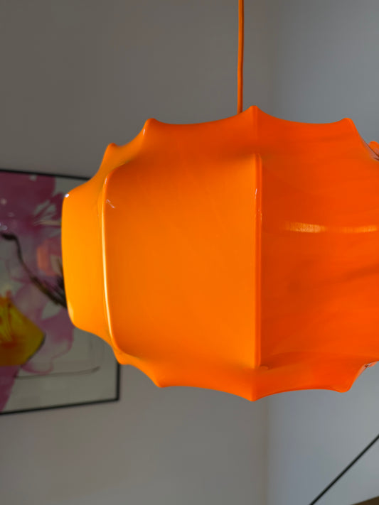 Hängelampe orange mit orangem Kabel von Ilka Plast