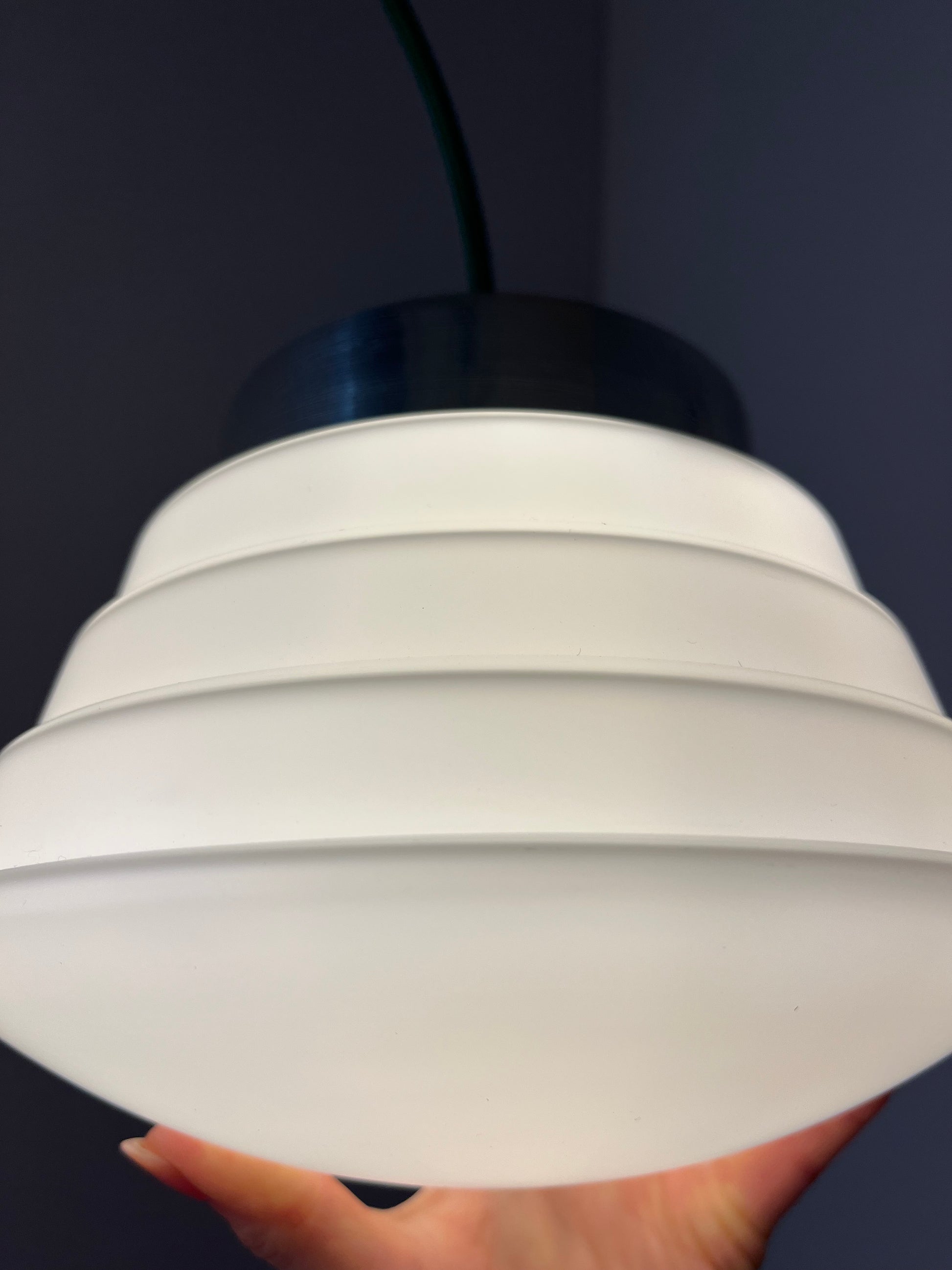 Hängelampe weiß silber Glas