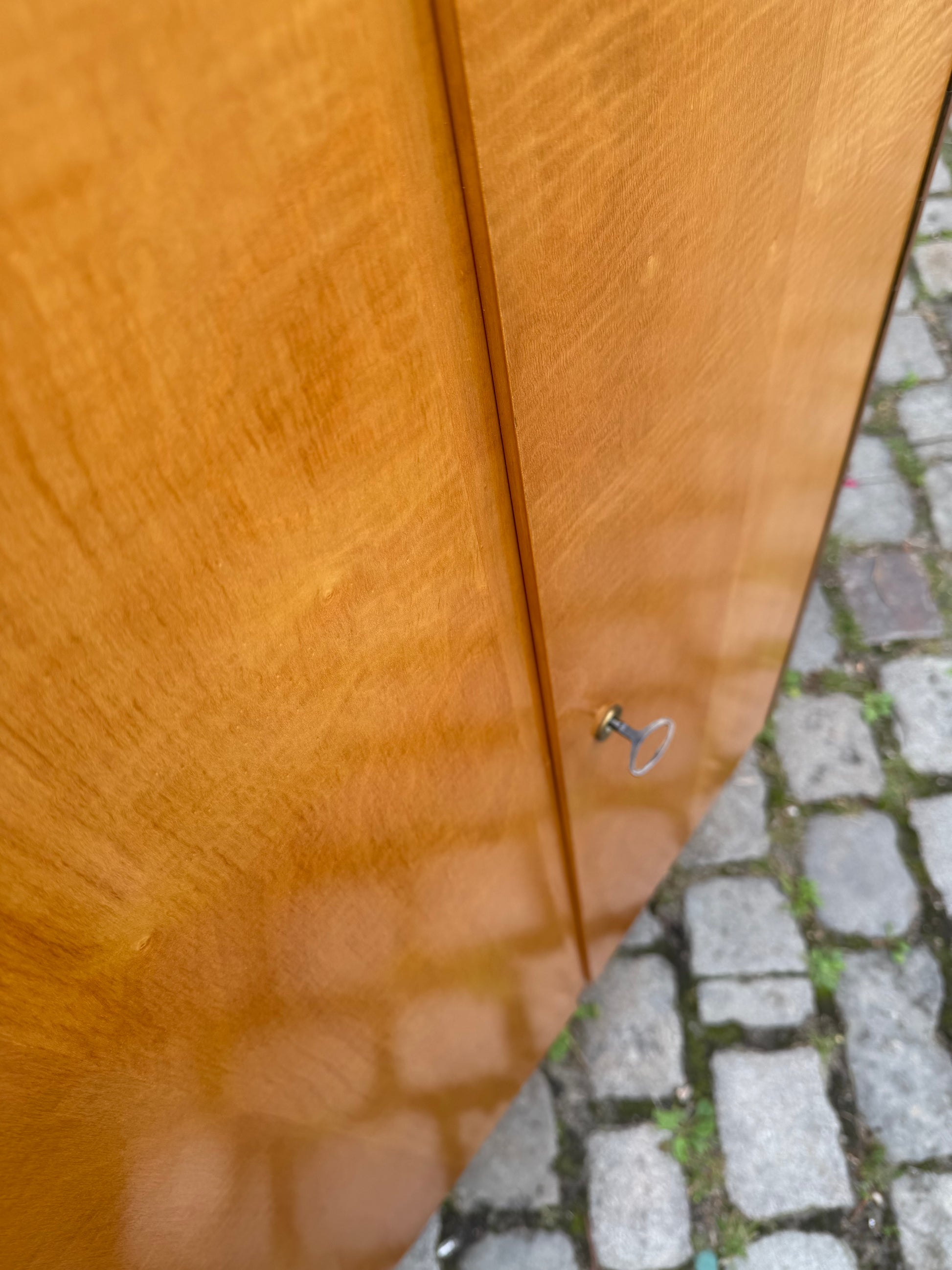 Wäscheschrank Ahorn & Nussbaum aus Deutschland