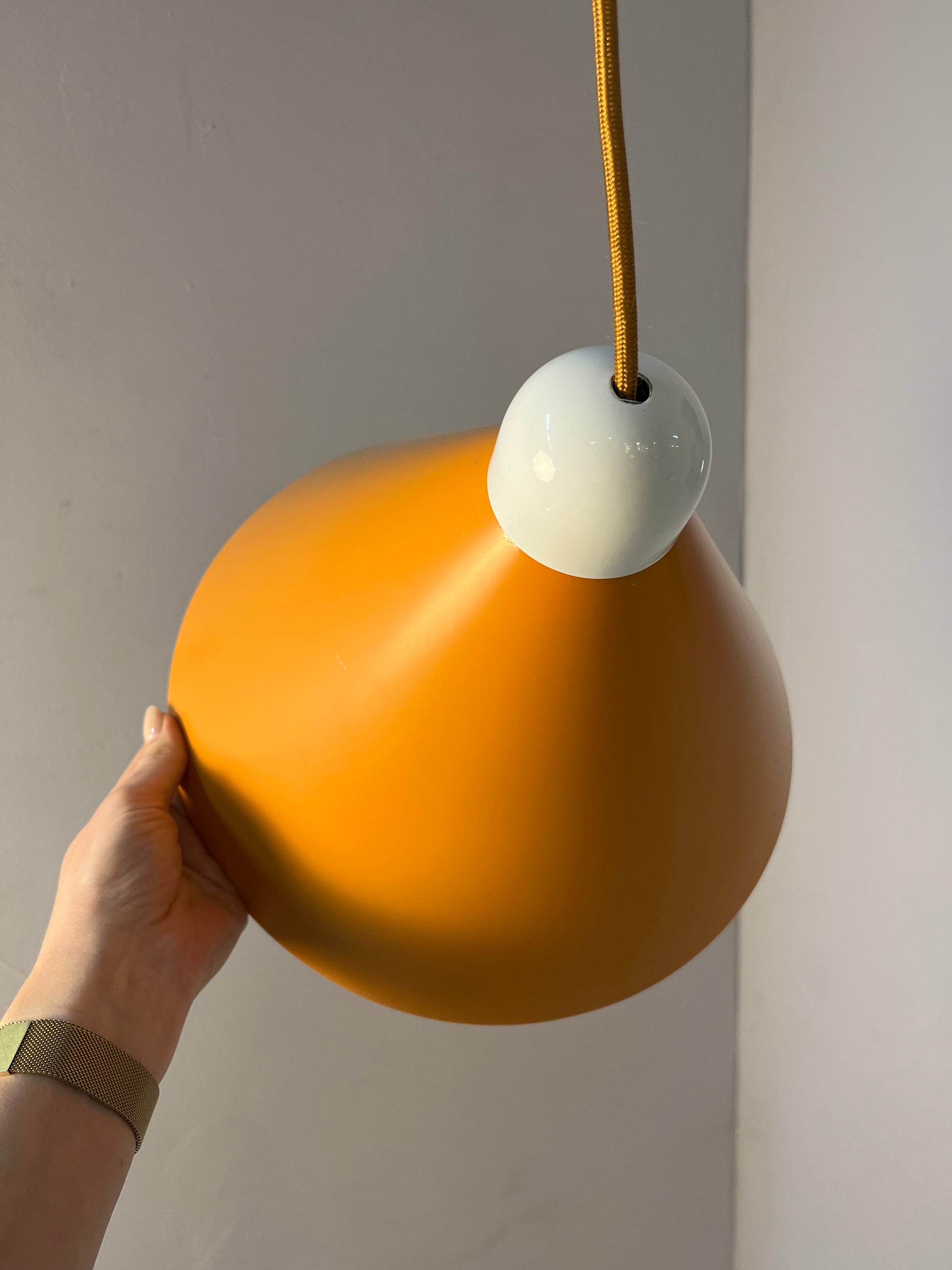 Hängelampe orange aus Dänemark