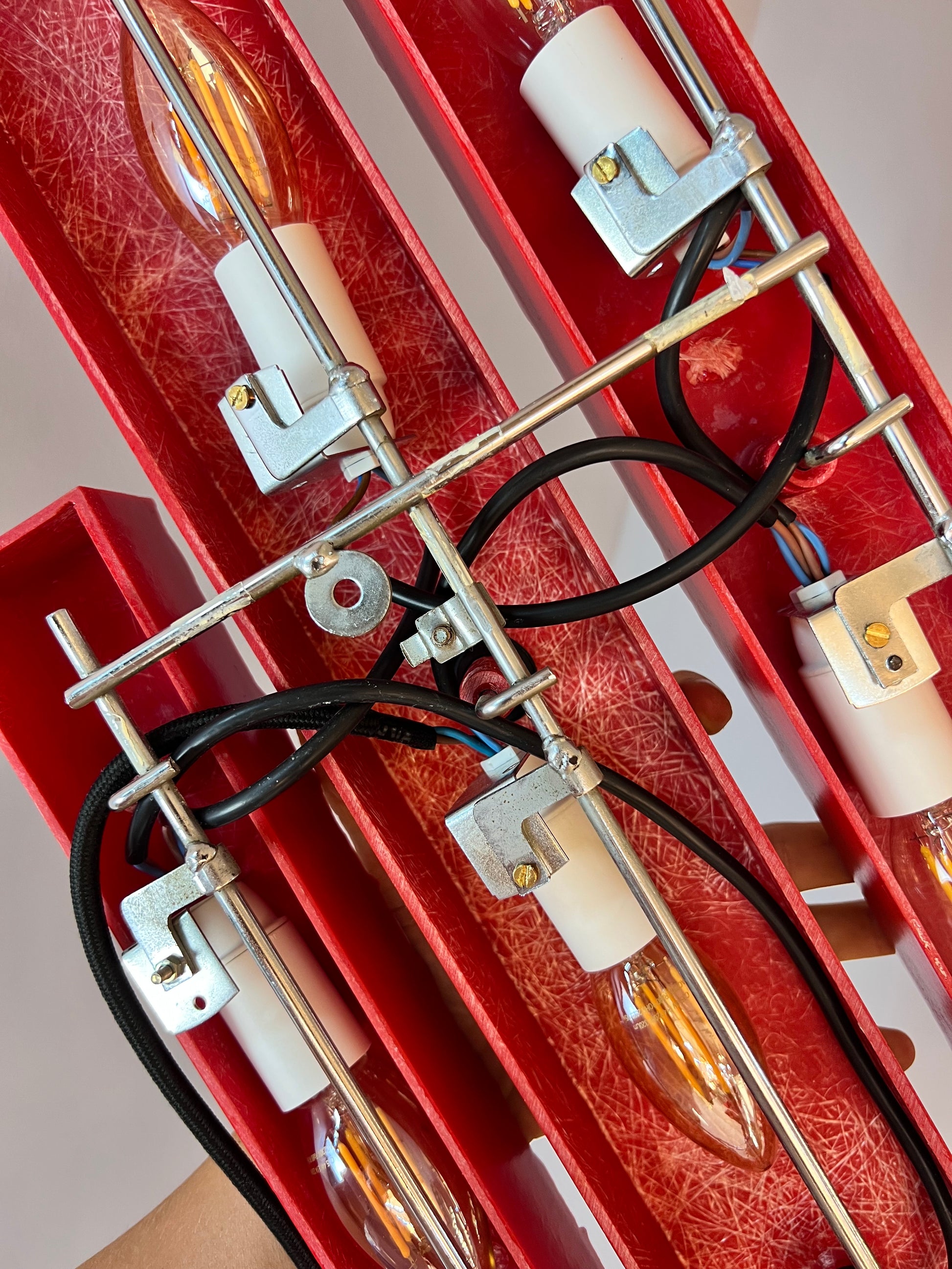 Wandlampe rot von Uwe Mersch